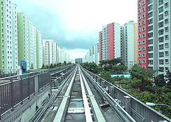 シンガポール賃貸・不動産 イーストエリアの鉄道沿線のコンドミニアム