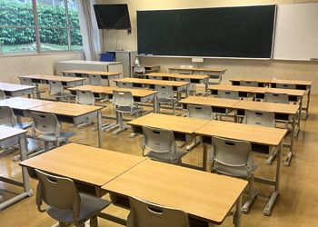 シンガポール日本人学校小学部クレメンティ校の教室